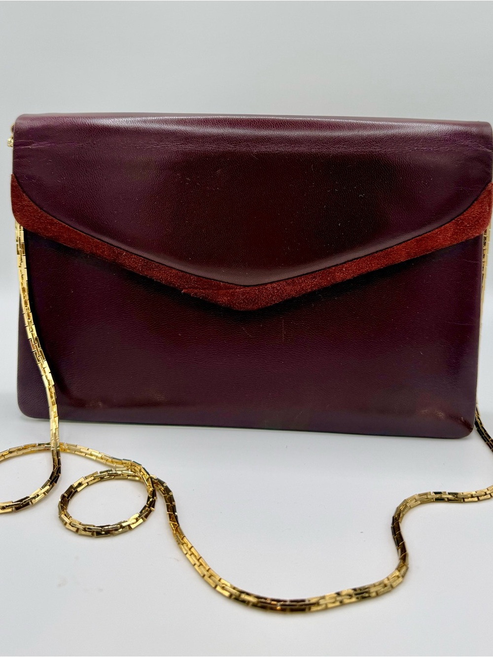 Oscar de la Renta Vintage Burgundy Leather Envelope Clutch with Gold Chain